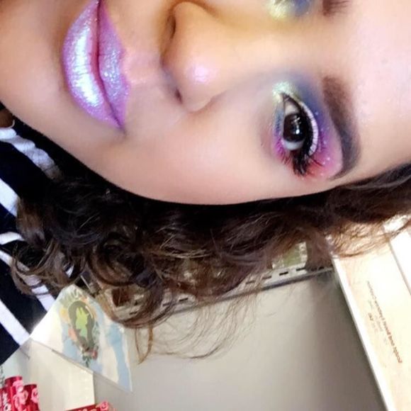 Meet your Posher, Kassandra - Picture 1 of 1